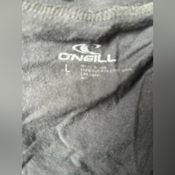 4 Large T-Shirts - Picture 8 of 11